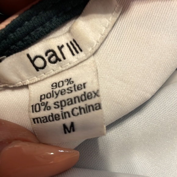 Green floral size medium dress - Picture 3 of 4